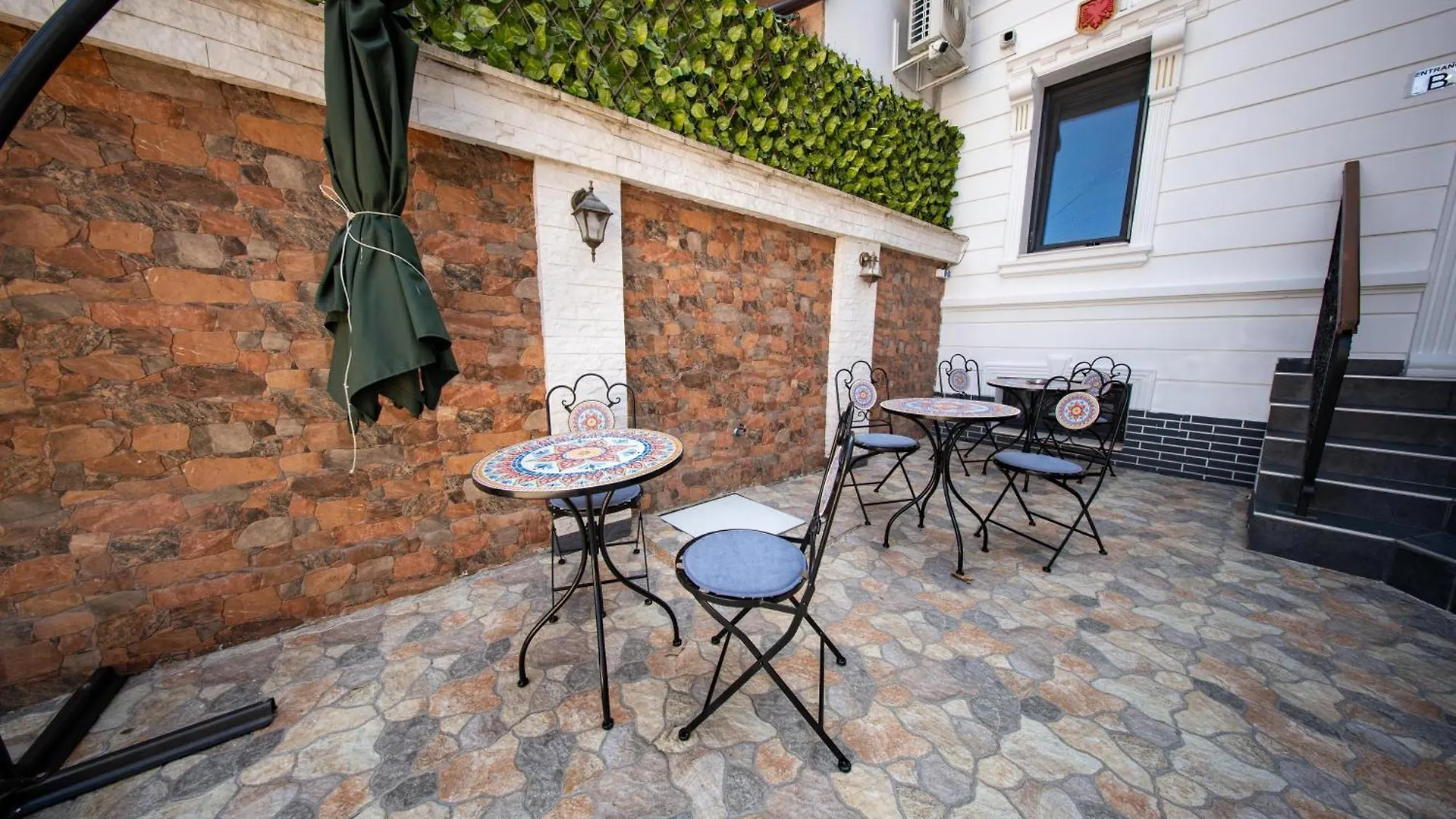 Hotel Marchese Boutique بوخارست فيلة
