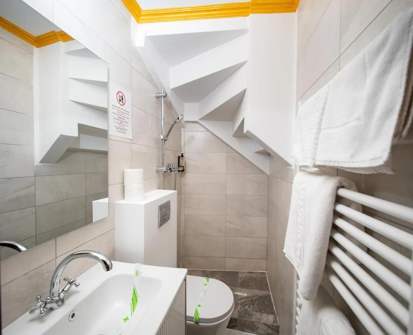 Hotel Marchese Boutique بوخارست 0*,  رومانيا